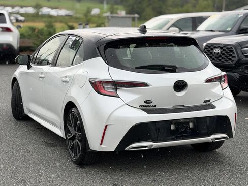 Used 2022 Toyota Corolla XSE FWD image 3