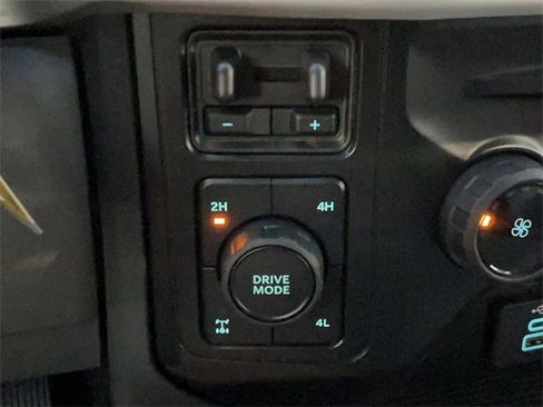 New 2026 Ford F250 XL w/ XL Chrome Package image 20