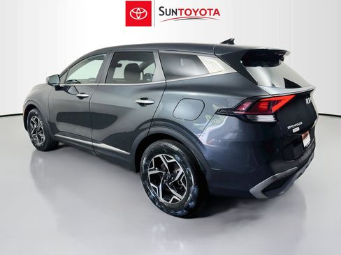 Used 2023 Kia Sportage LX FWD image 6