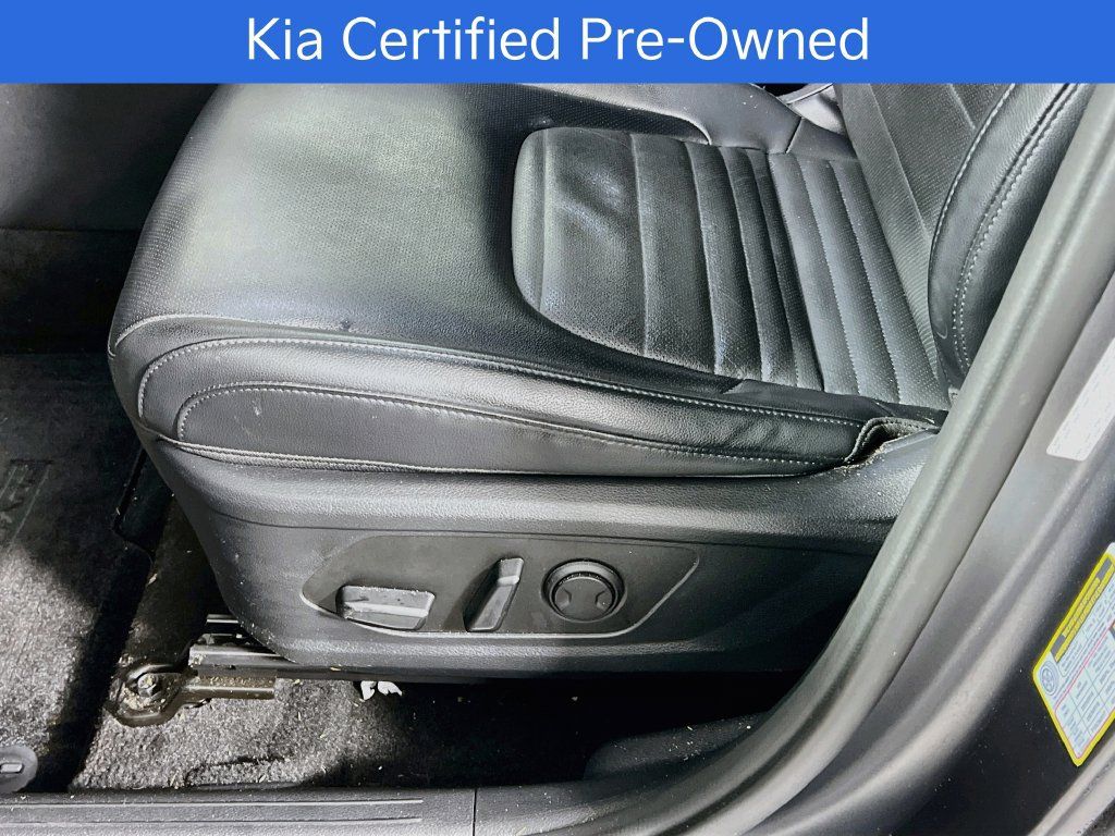 Certified 2023 Kia Sportage SX Prestige AWD/4WD image 12