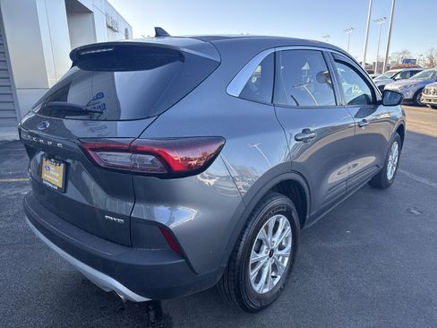 Used 2023 Ford Escape Active image 7