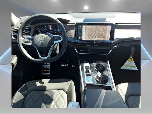 New 2026 Volkswagen Atlas SEL Premium R-Line image 6