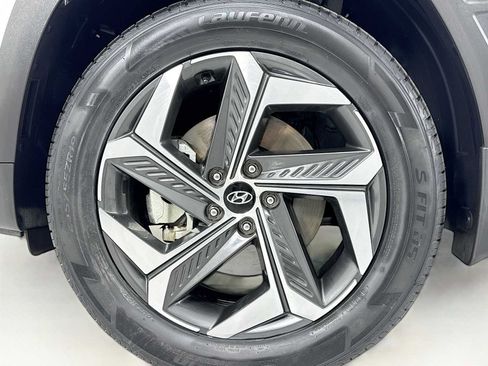 Used 2023 Hyundai Tucson Limited AWD/4WD image 32