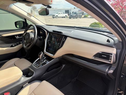 Used 2022 Subaru Outback Limited w/ Popular Package #2 AWD/4WD image 25