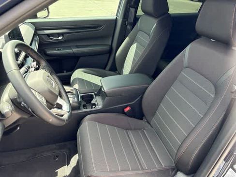 Used 2026 Honda CR-V Sport image 11