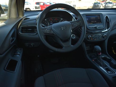 Used 2024 Chevrolet Equinox RS w/ LPO, Floor Liner Package image 17