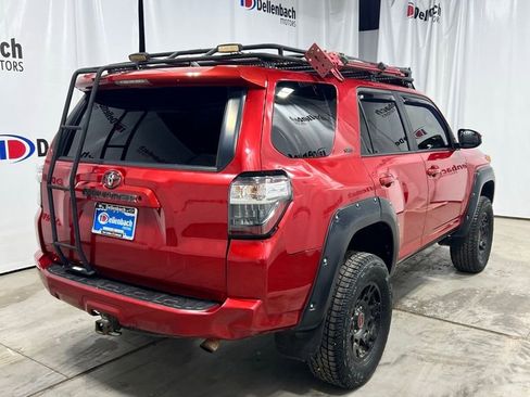 Used 2015 Toyota 4Runner SR5 image 6