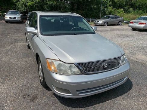 Used 2002 Toyota Avalon XL FWD image 9