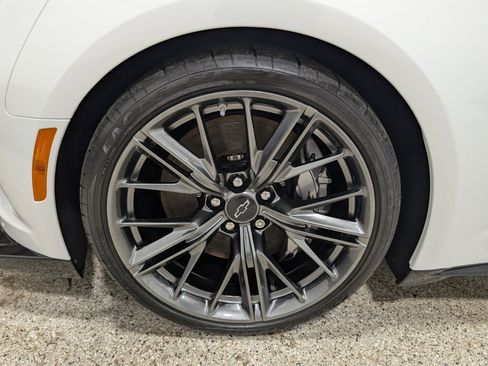 Used 2021 Chevrolet Camaro ZL1 w/ LPO, ZL1 Protection Package image 11