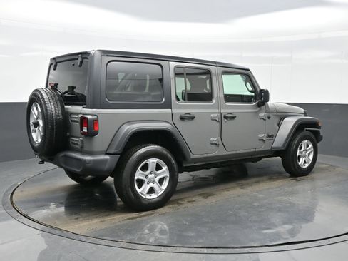 Used 2022 Jeep Wrangler Unlimited Sport S image 6