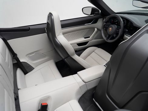 Used 2024 Porsche 911 Turbo AWD/4WD image 65