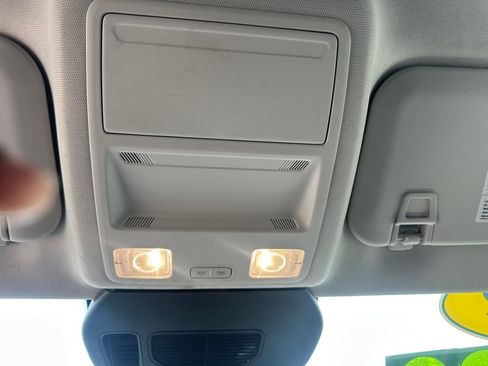 Used 2022 Ford Escape SE AWD/4WD image 19