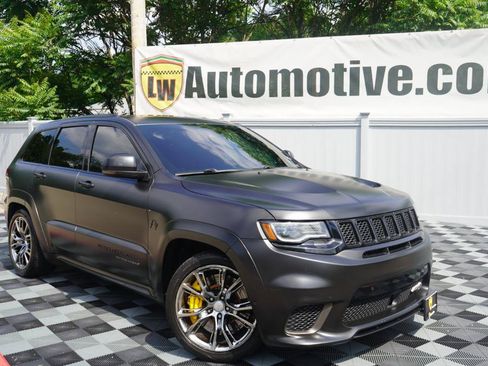 Used 2018 Jeep Grand Cherokee Trackhawk AWD/4WD image 94