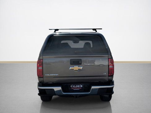 Used 2017 Chevrolet Colorado LT w/ Luxury Package, Chrome AWD/4WD image 4