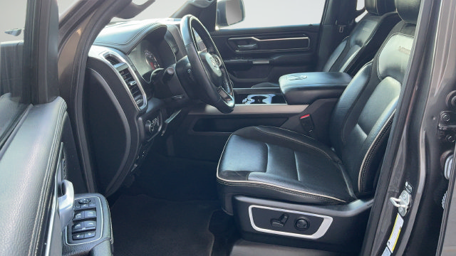 Used 2023 RAM 1500 Laramie AWD/4WD image 20