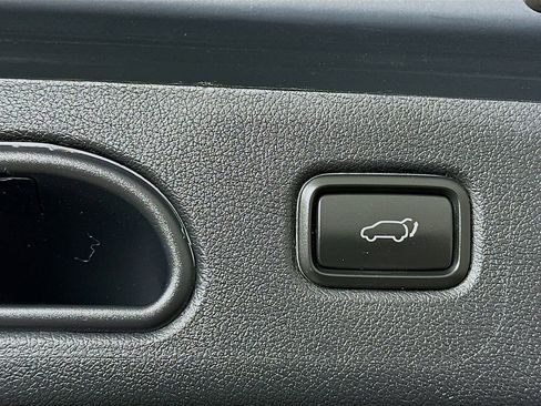 Certified 2022 Kia Sportage EX AWD/4WD image 11
