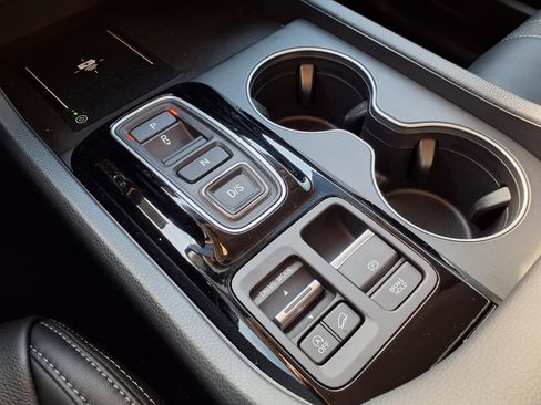 Certified 2026 Honda Pilot EX-L image 12