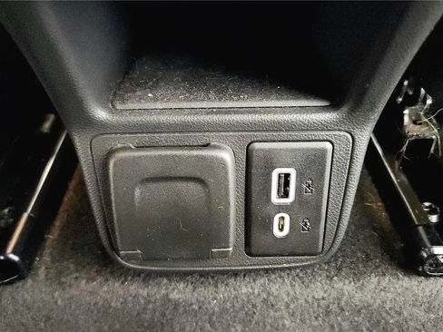Used 2021 Chevrolet TrailBlazer LT w/ Convenience Package FWD image 35