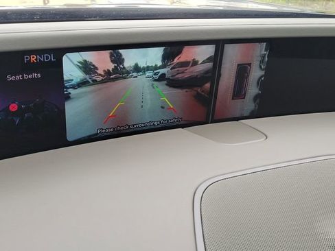 Certified 2024 Lincoln Nautilus Reserve image 22