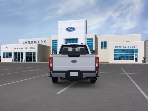 New 2023 Ford F250 XL w/ XL Chrome Package image 5
