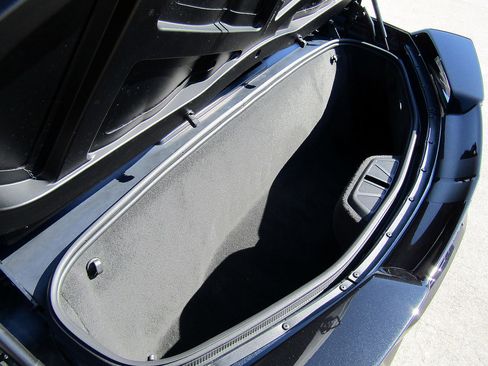 Used 2023 Chevrolet Corvette Stingray Premium Conv w/ Z51 Performance Package image 20