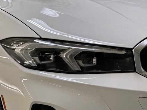 New 2026 BMW 330i Sedan w/ Premium Package image 11