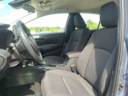 Used 2025 Toyota Corolla LE FWD image 13