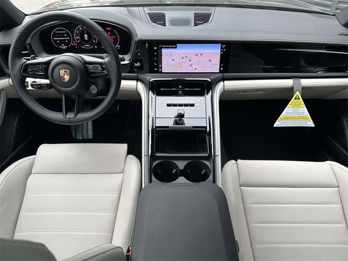 New 2026 Porsche Panamera image 14