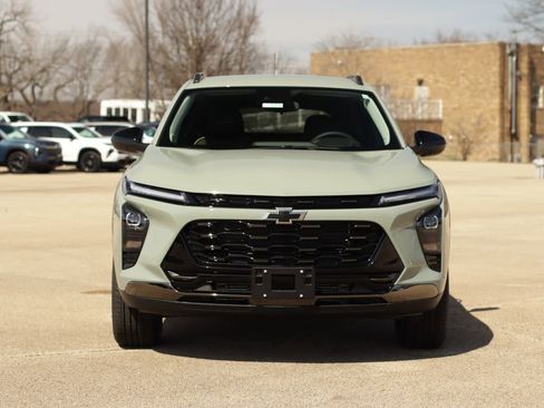 New 2026 Chevrolet Trax ACTIV w/ Driver Confidence Package image 2