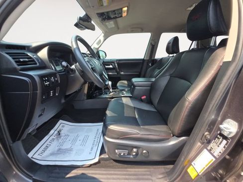 Used 2021 Toyota 4Runner TRD Off-Road Premium AWD/4WD image 11