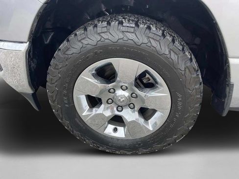 Used 2020 RAM 1500 Big Horn AWD/4WD image 13