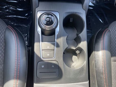 Used 2025 Ford Escape ST-Line AWD/4WD image 15