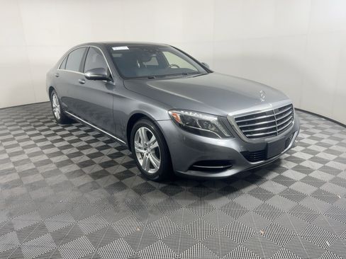 Used 2017 Mercedes-Benz S 550 4MATIC Sedan image 7