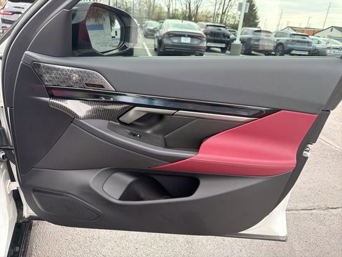 Used 2024 BMW i5 M60 w/ Premium Package image 26