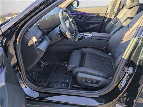 Certified 2024 BMW i5 eDrive40i w/ M Sport Package image 17