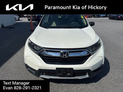 Used 2017 Honda CR-V LX image 2