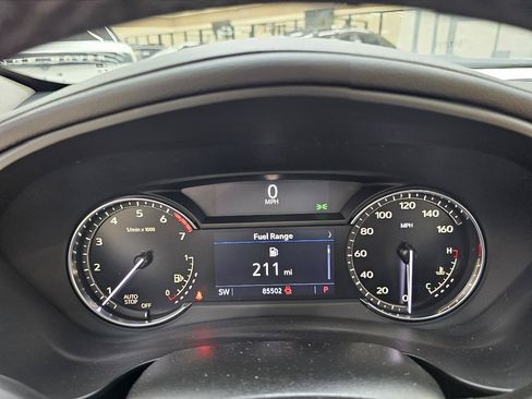 Used 2020 Cadillac XT4 Luxury w/ Cold Weather Package FWD image 30
