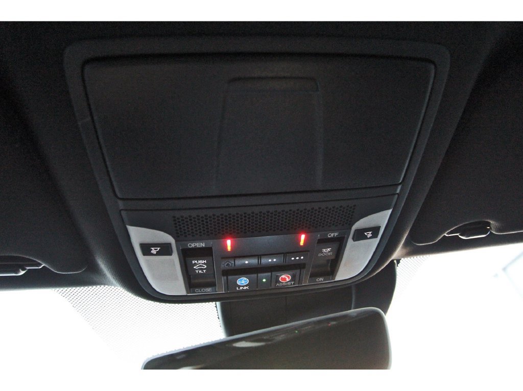 Used 2018 Acura TLX w/ Technology & A-SPEC Package FWD image 24