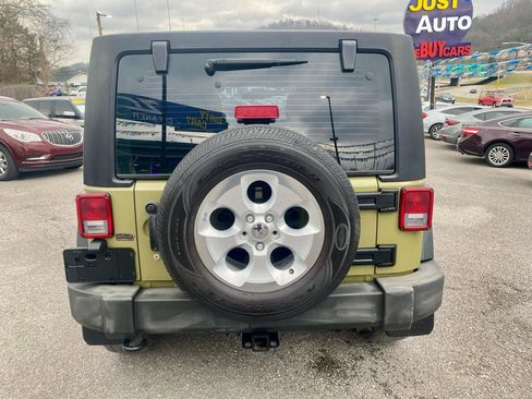 Used 2013 Jeep Wrangler Unlimited Sport image 6