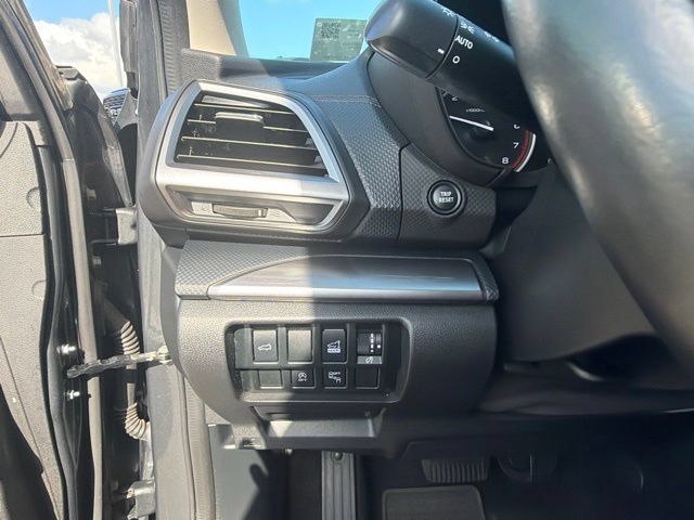 Used 2020 Subaru Forester Premium AWD/4WD image 27