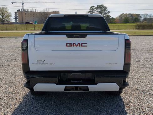 New 2026 GMC Sierra EV Denali image 7