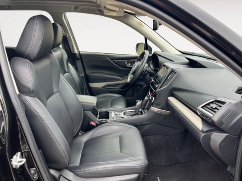 Certified 2023 Subaru Forester Limited AWD/4WD image 18