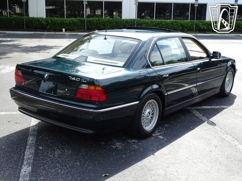 Used 1995 BMW 740iL image 28