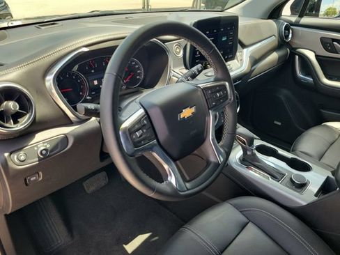 Used 2023 Chevrolet Blazer LT w/ Sound & Technology Package FWD image 15