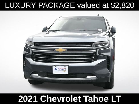 Used 2021 Chevrolet Tahoe LT w/ Luxury Package image 2