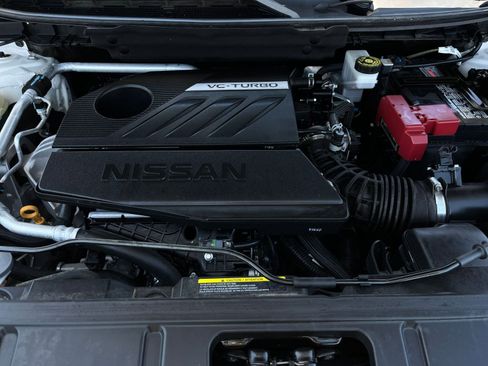 Used 2025 Nissan Rogue SV FWD image 34