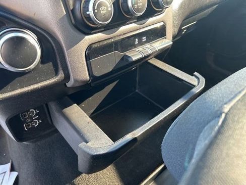 Used 2020 RAM 1500 Big Horn image 30