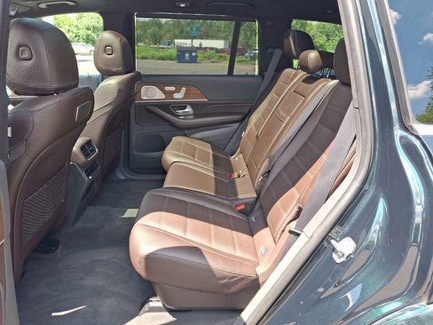 Used 2020 Mercedes-Benz GLS 580 4MATIC image 5