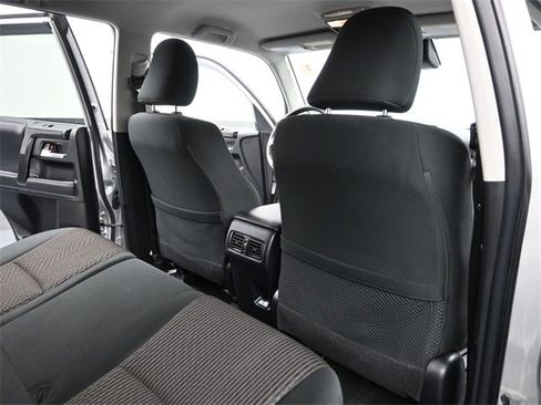 Used 2022 Toyota 4Runner TRD Off-Road image 12