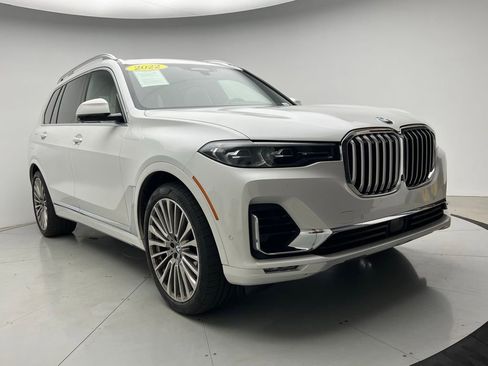 Used 2022 BMW X7 xDrive40i w/ Executive Package AWD/4WD image 2